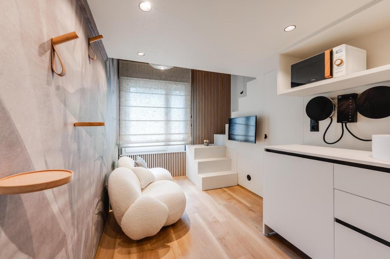 La Petite Suite - T1 In Duplex In The City Center Annecy Buitenkant foto